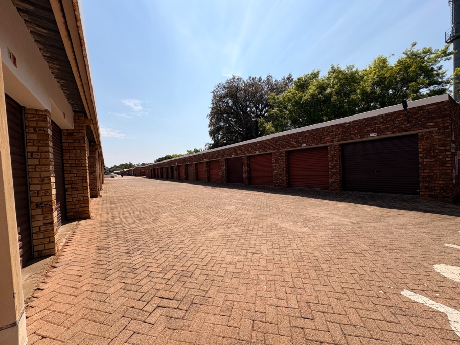 2 Bedroom Property for Sale in Oudorp North West
